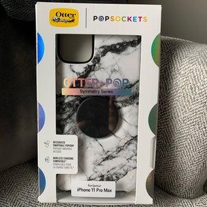 OtterBox iPhone 11 Pro Max Case w/popsocket